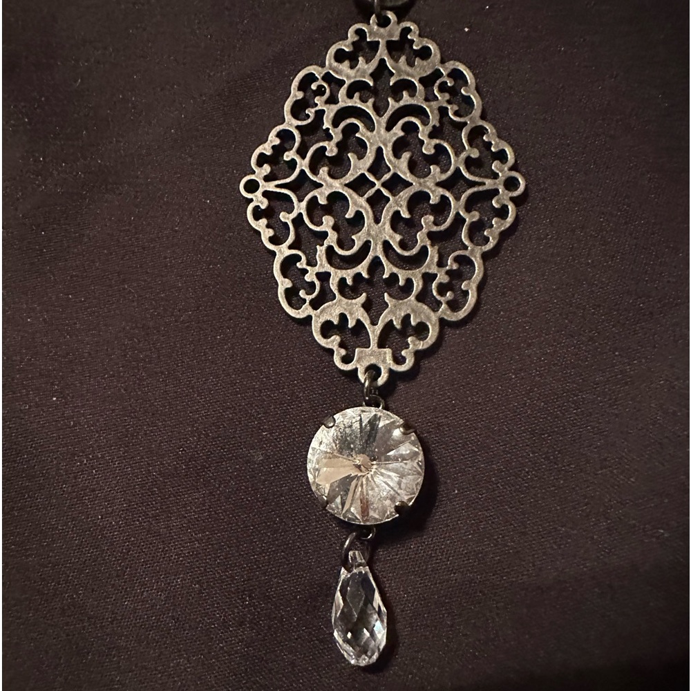 NEW w tag!!! Black Filigree Rhinestone necklace 22 to 26 inch w extender